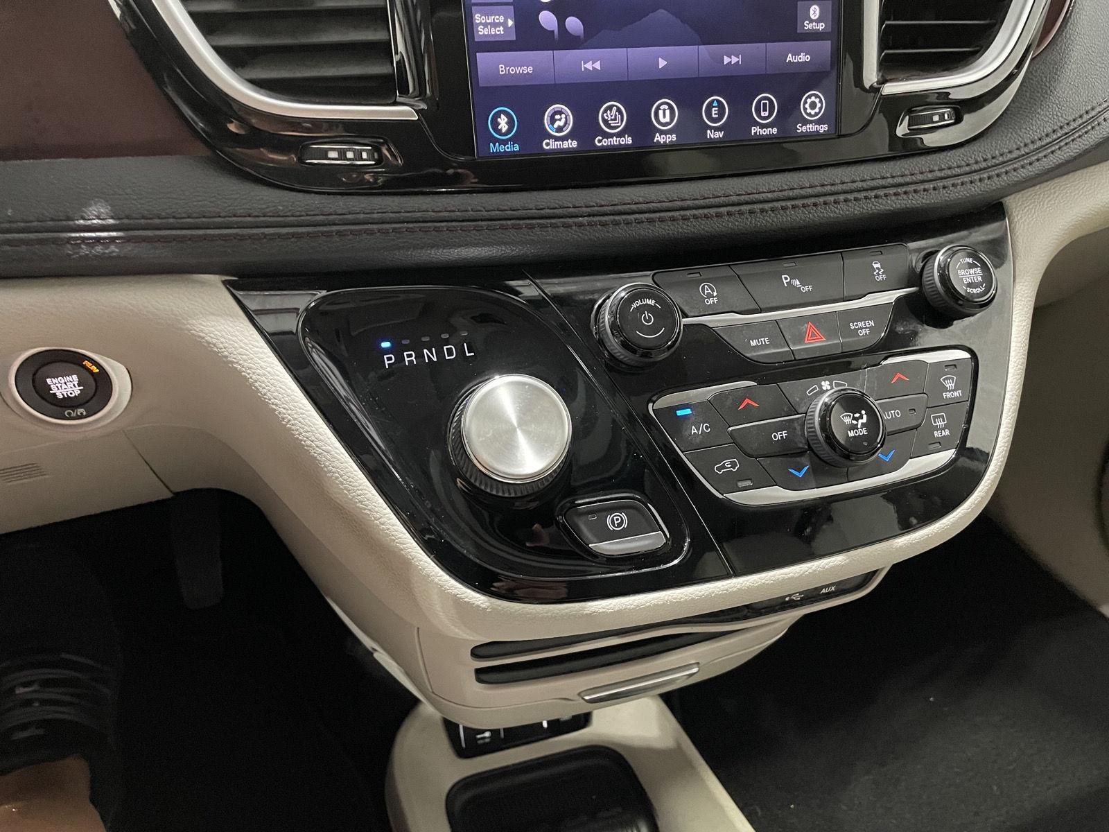 Pre-Owned 2020 Chrysler Pacifica for sale in St. Joseph MO