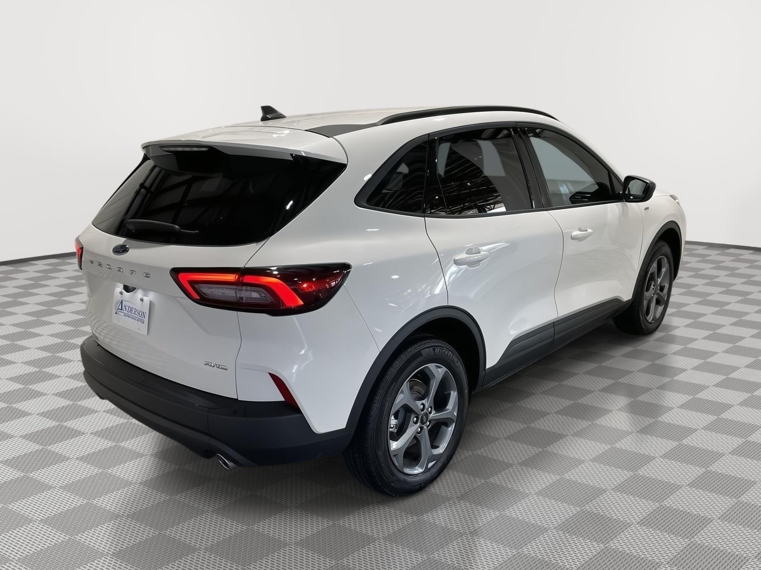 Pre-Owned 2025 Ford Escape for sale in St. Joseph MO