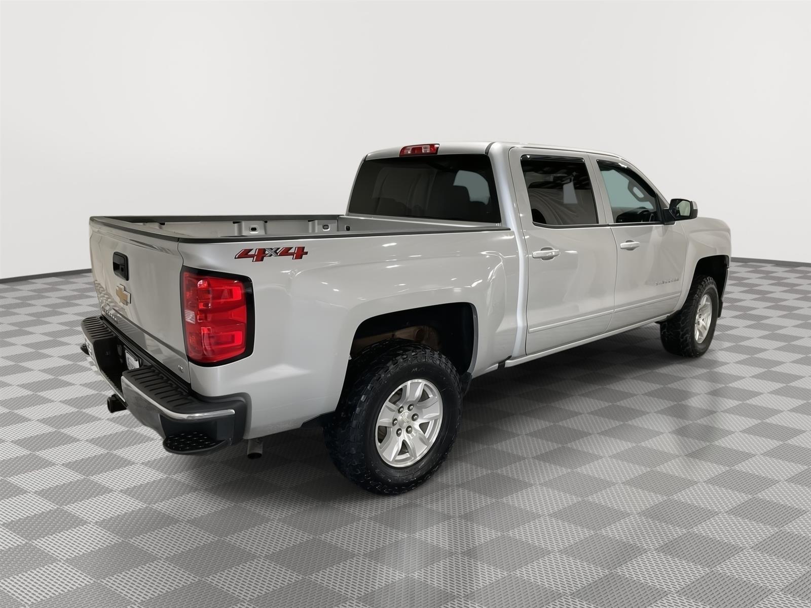 Used 2018 Chevrolet Silverado 1500 LT Crew Cab Truck for sale in St Joseph MO