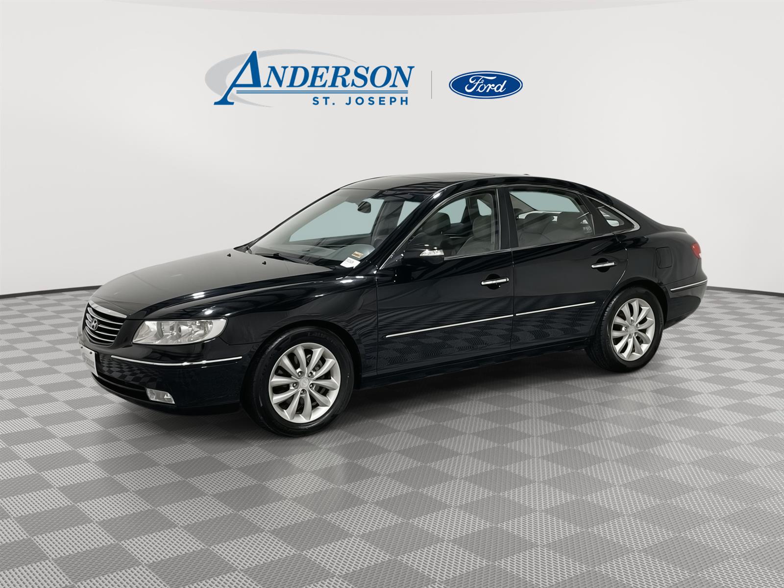 Used 2008 Hyundai Azera Limited Sedan for sale in St Joseph MO