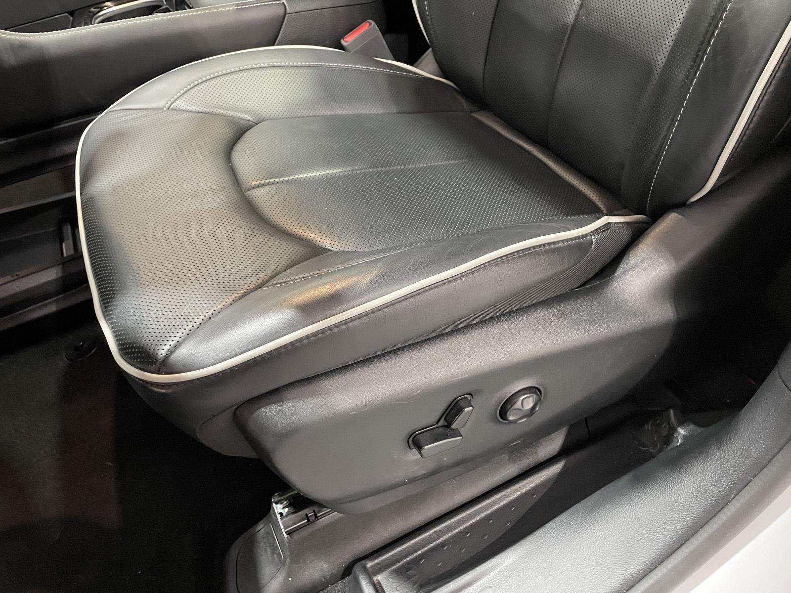 Pre-Owned 2025 Chrysler Pacifica for sale in St. Joseph MO