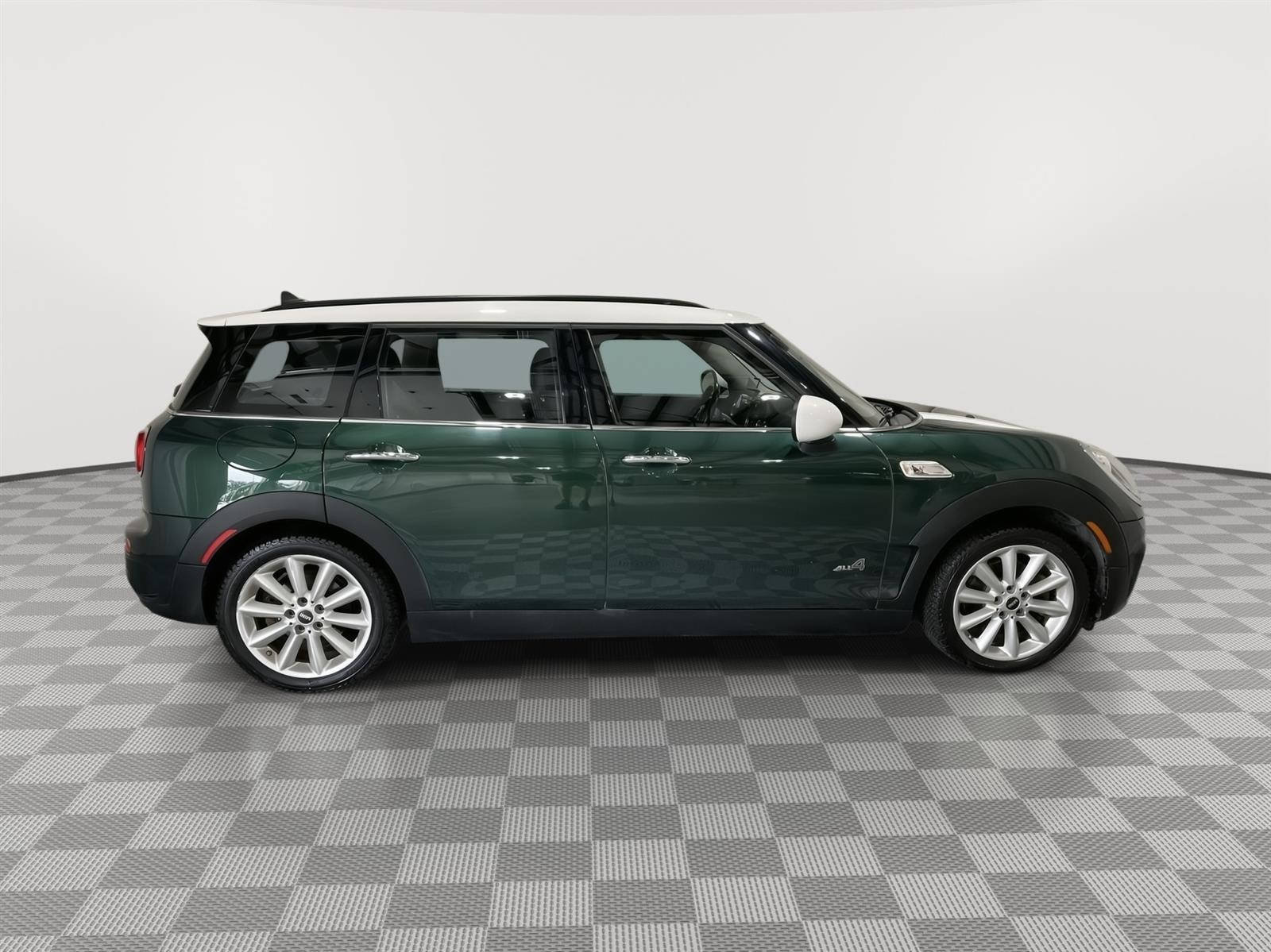 Pre-Owned 2018 MINI Clubman for sale in St. Joseph MO