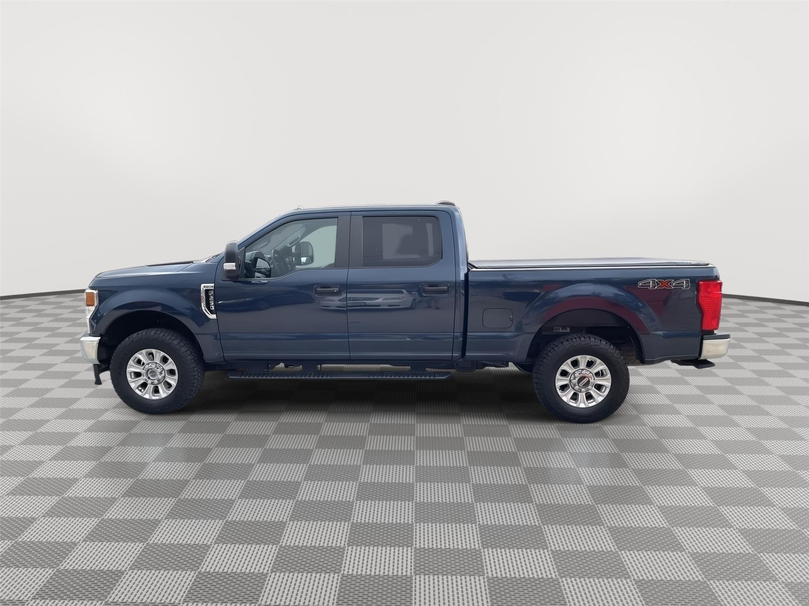 Used 2020 Ford Super Duty F-250 SRW XL Crew Cab Truck for sale in St Joseph MO