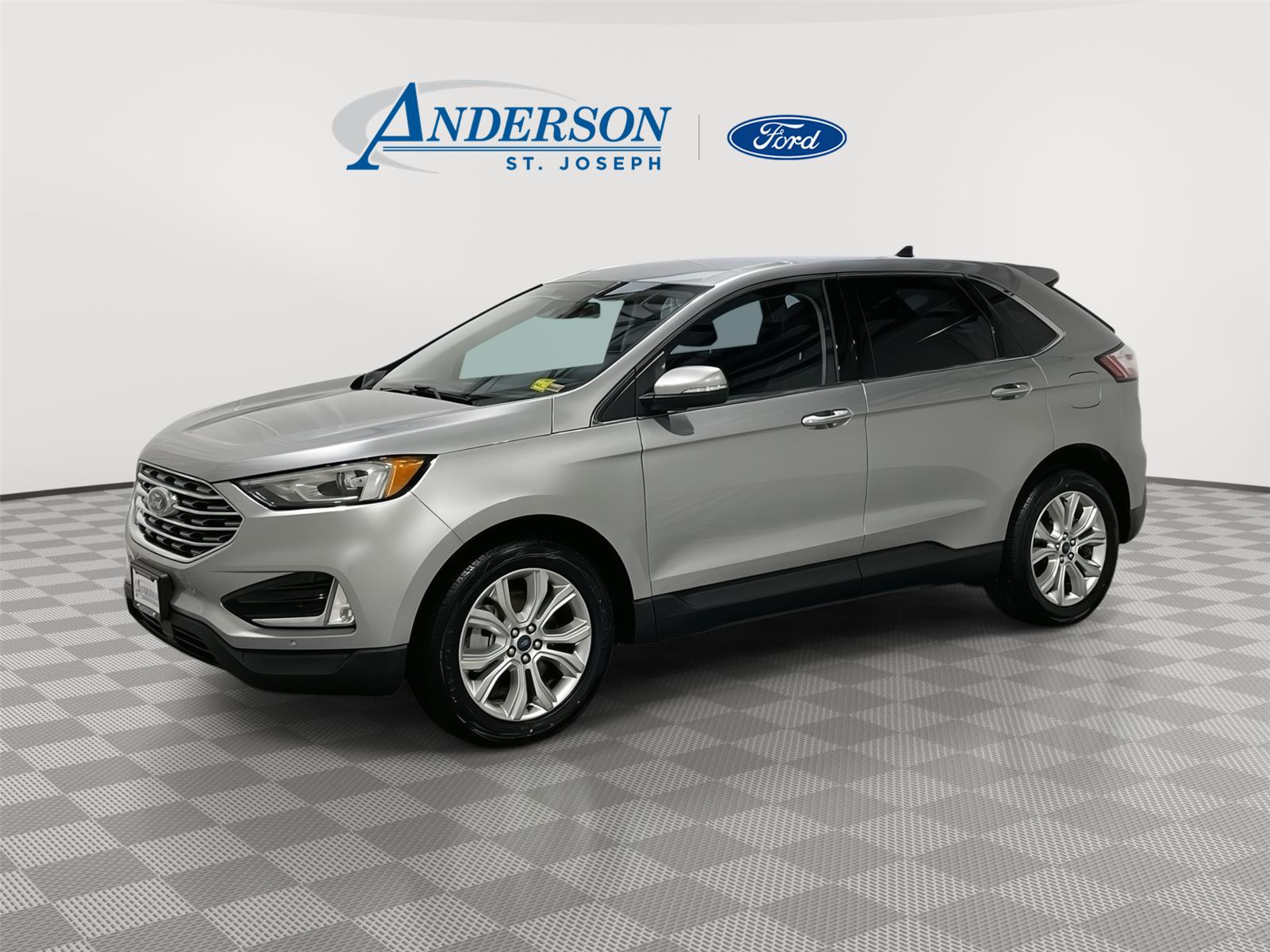 Used 2021 Ford Edge Titanium SUV for sale in St Joseph MO