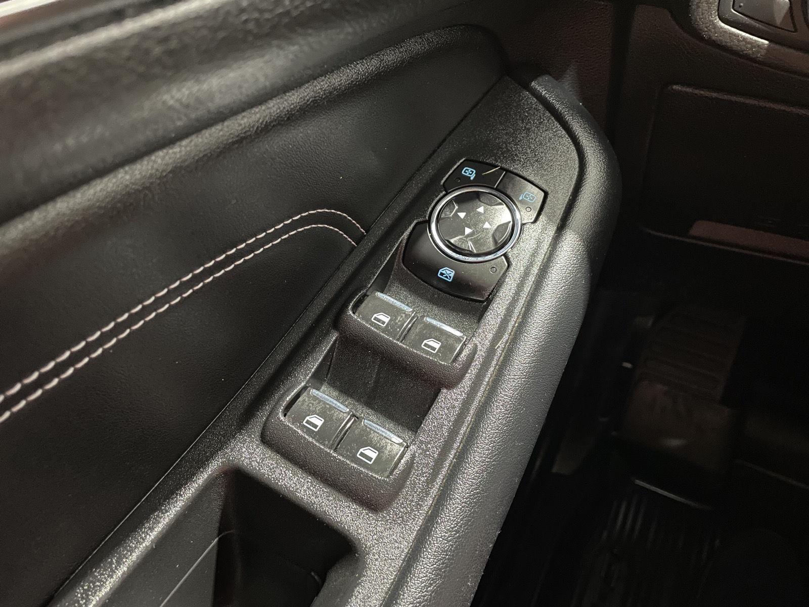 Pre-Owned 2021 Ford Edge for sale in St. Joseph MO