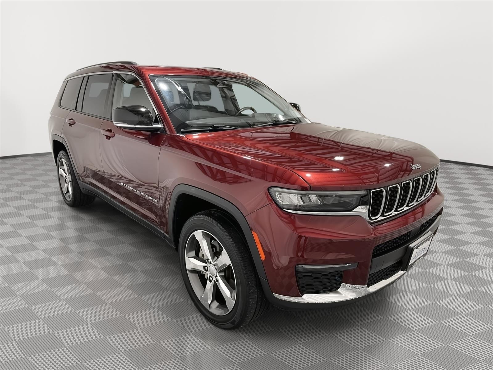 Used 2021 Jeep Grand Cherokee L Limited SUV for sale in St Joseph MO