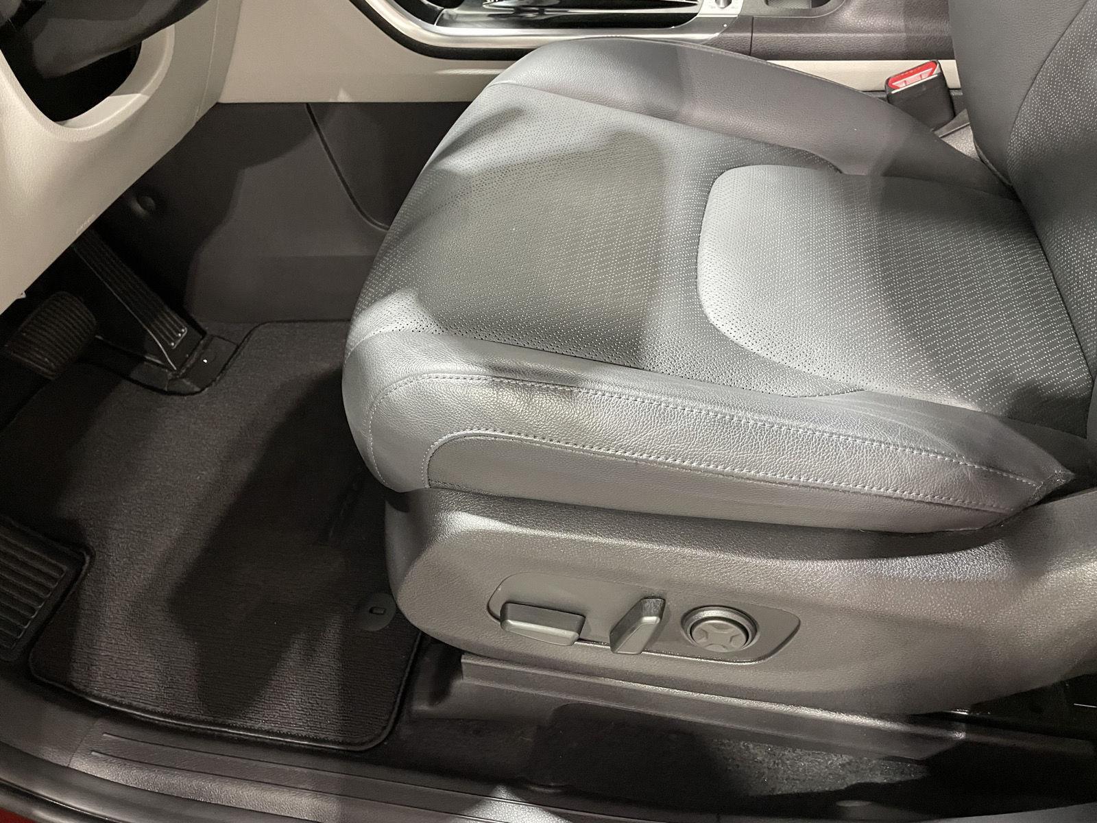 Pre-Owned 2023 Kia Carnival for sale in St. Joseph MO