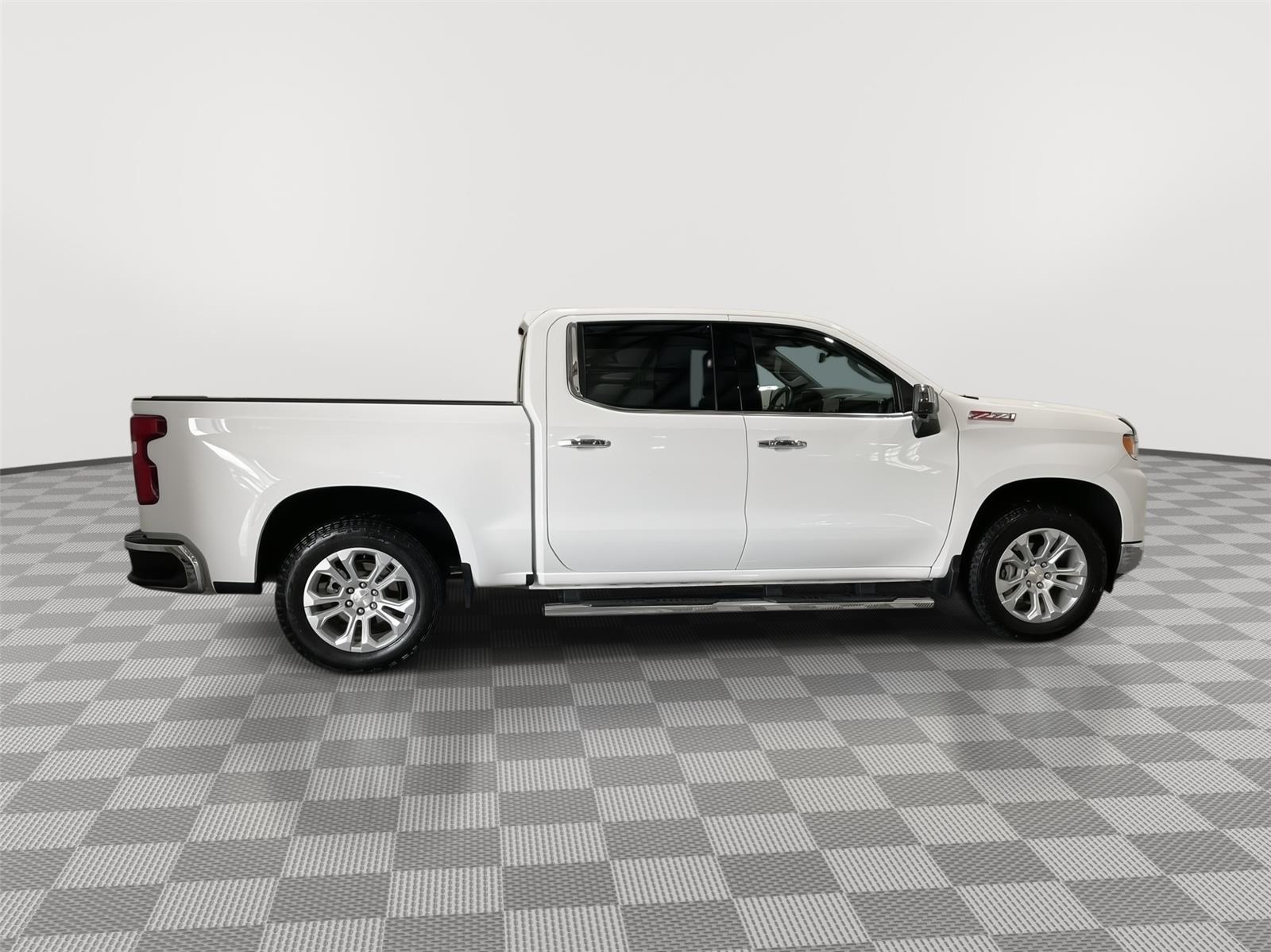 Pre-Owned 2024 Chevrolet Silverado 1500 for sale in St. Joseph MO