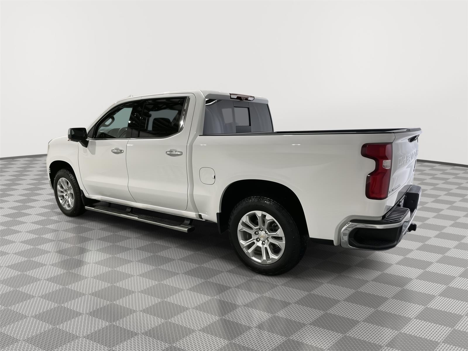 Pre-Owned 2024 Chevrolet Silverado 1500 for sale in St. Joseph MO