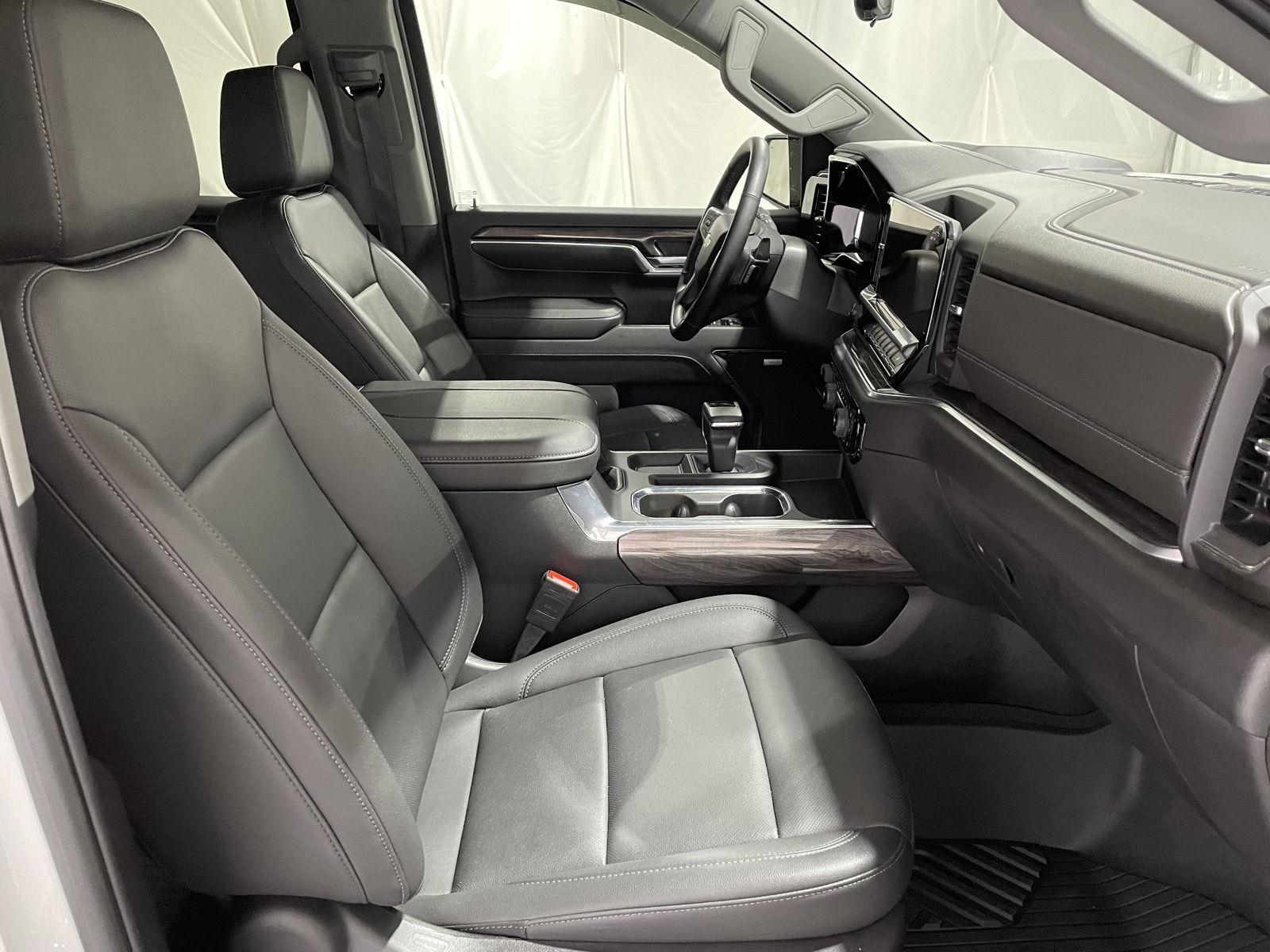 Pre-Owned 2024 Chevrolet Silverado 1500 for sale in St. Joseph MO