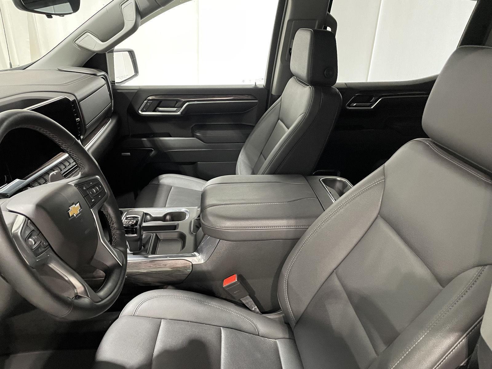Pre-Owned 2024 Chevrolet Silverado 1500 for sale in St. Joseph MO