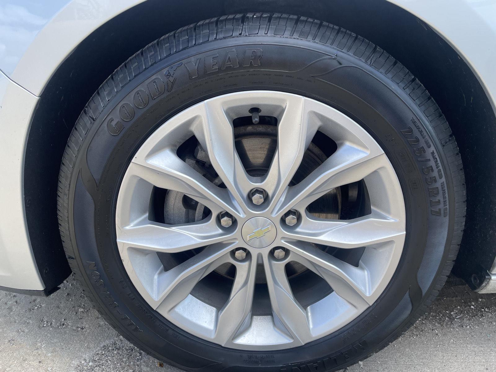 Pre-Owned 2019 Chevrolet Malibu for sale in St. Joseph MO