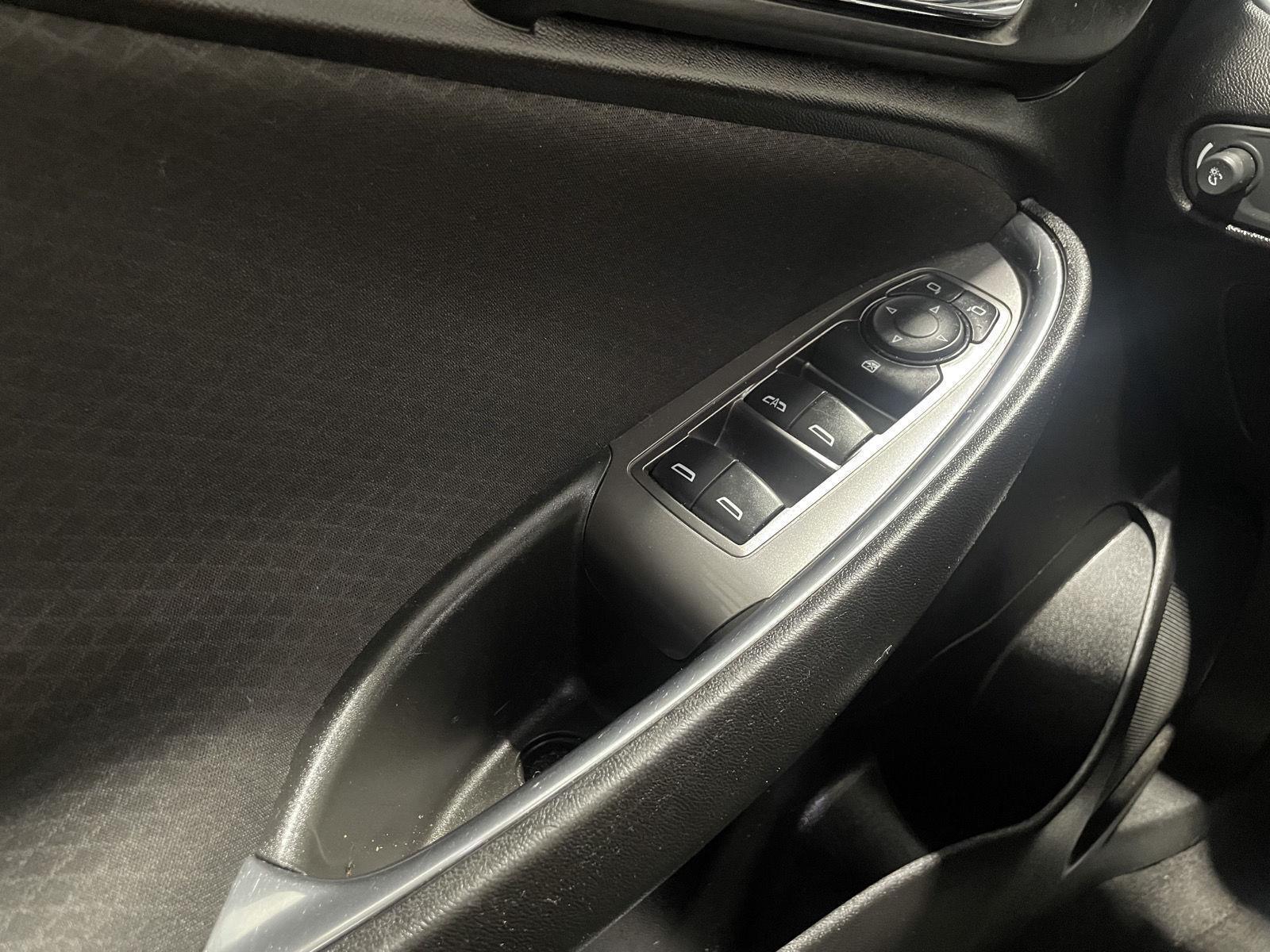 Pre-Owned 2019 Chevrolet Malibu for sale in St. Joseph MO
