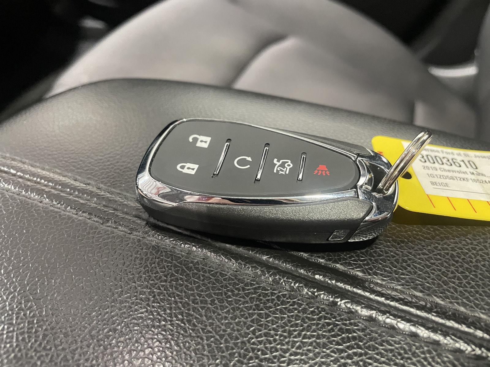 Pre-Owned 2019 Chevrolet Malibu for sale in St. Joseph MO