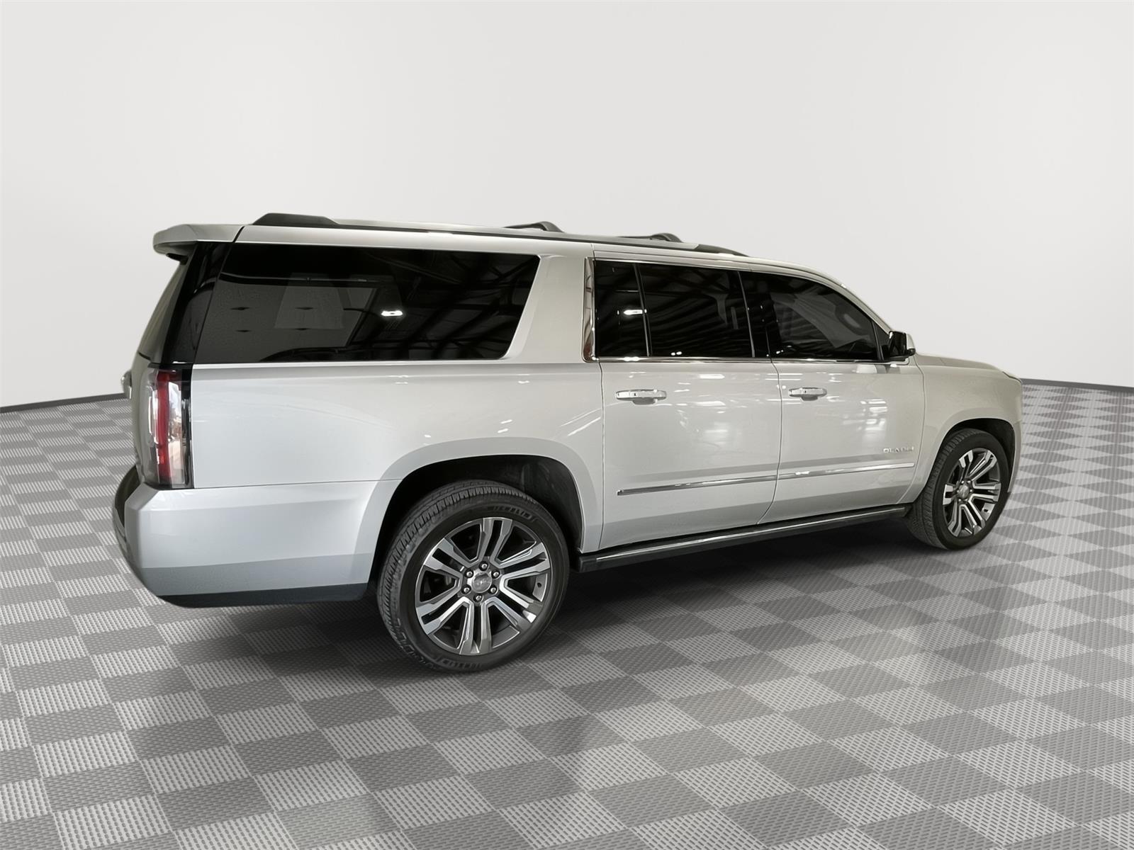 Pre-Owned 2019 GMC Yukon XL for sale in St. Joseph MO