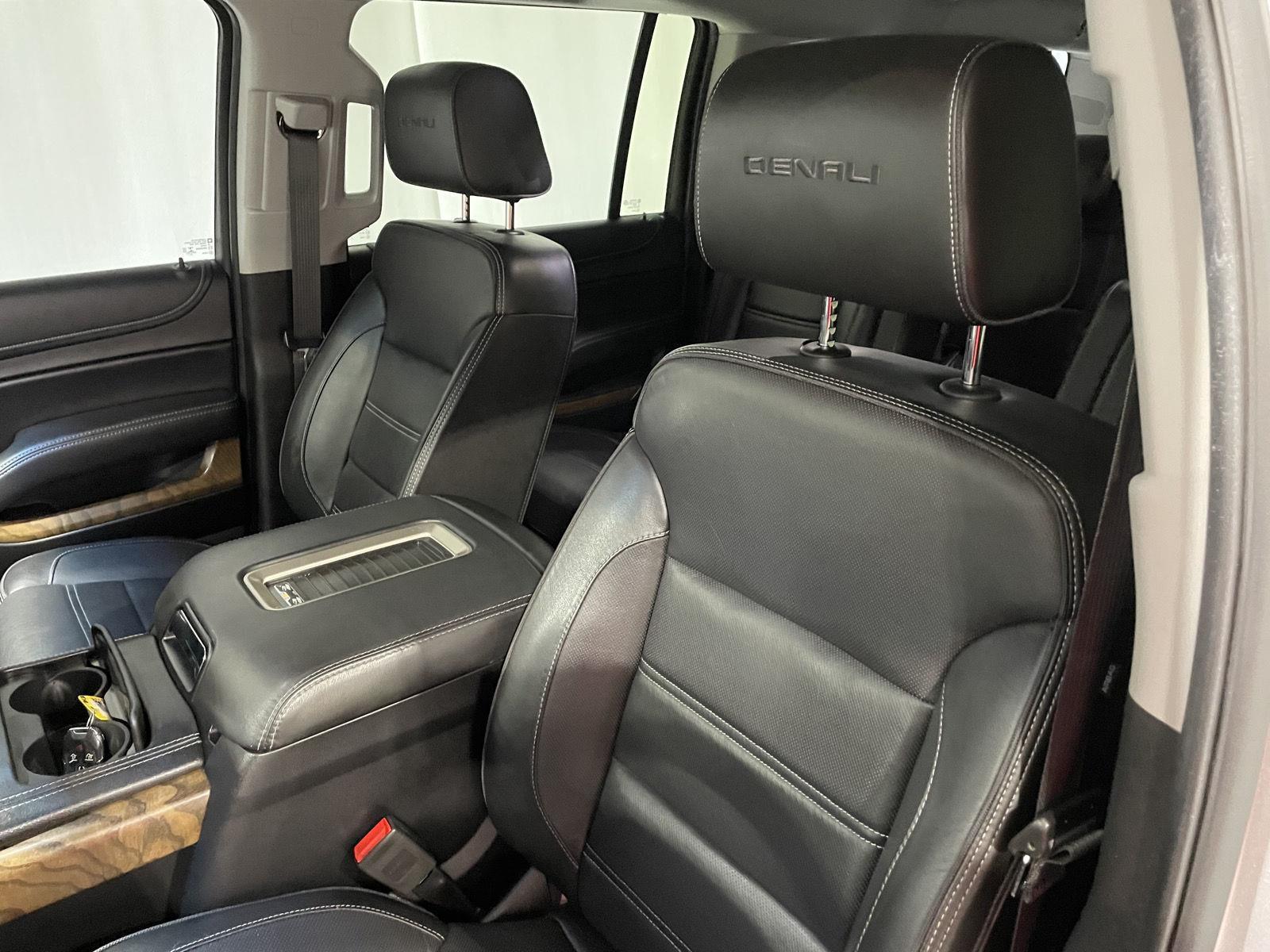 Pre-Owned 2019 GMC Yukon XL for sale in St. Joseph MO