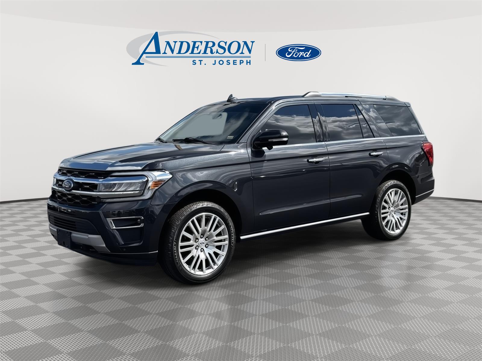 Used 2024 Ford Expedition Limited  for sale in St. Joseph MO