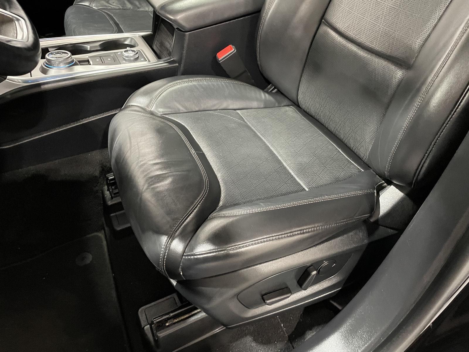 Pre-Owned 2020 Ford Explorer for sale in St. Joseph MO