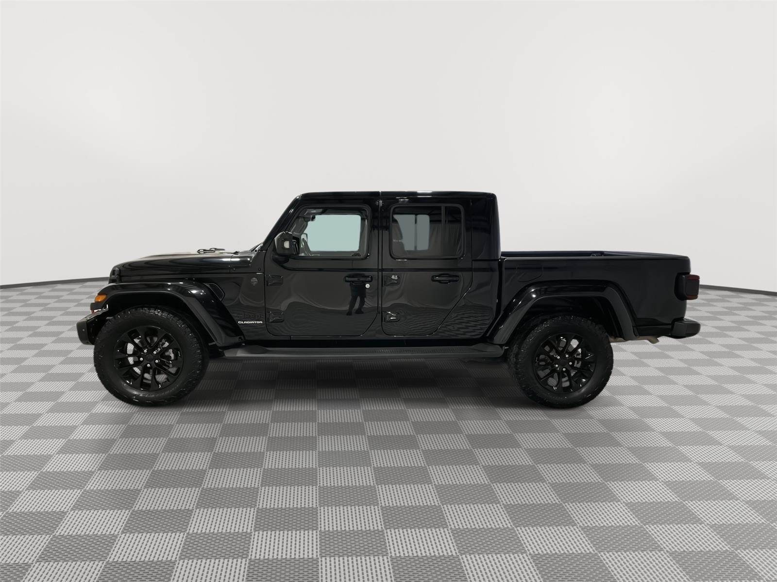 2022 Jeep Gladiator High Altitude photo 2