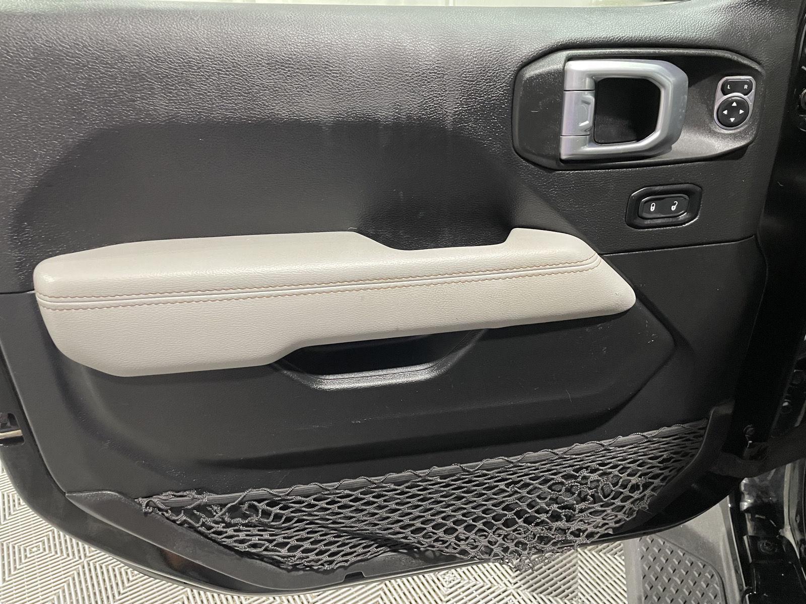 2022 Jeep Gladiator High Altitude photo 26
