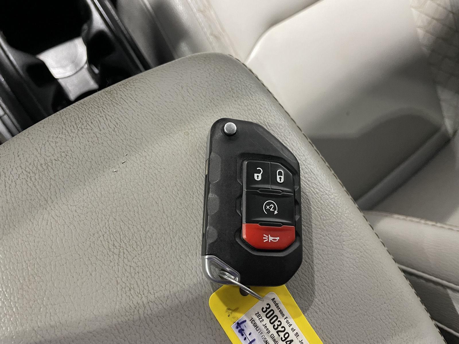 2022 Jeep Gladiator High Altitude photo 28