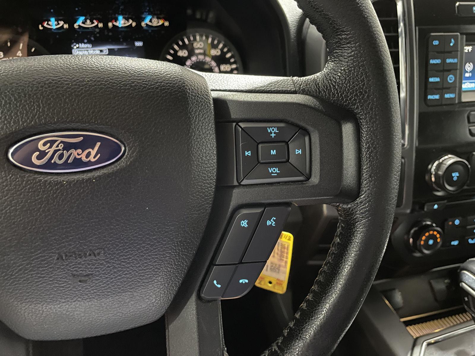 2016 Ford F-150 XLT photo 13