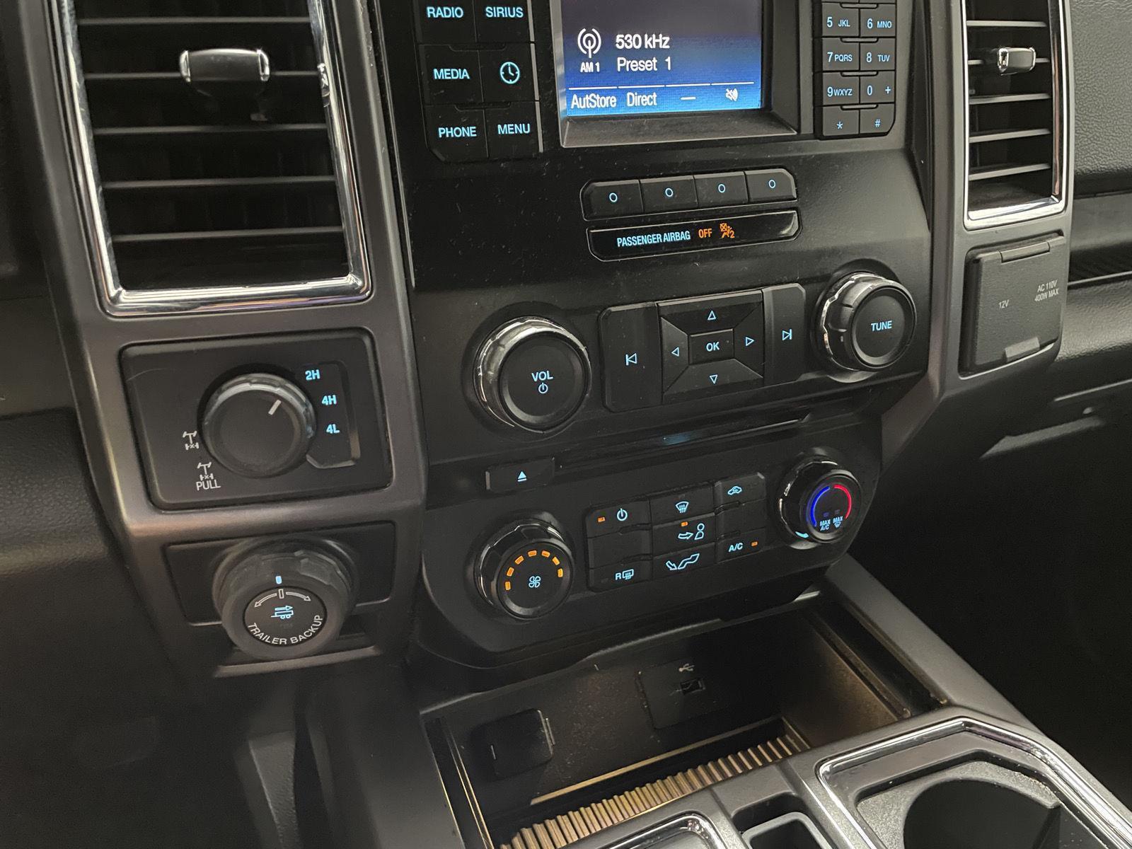 2016 Ford F-150 XLT photo 23