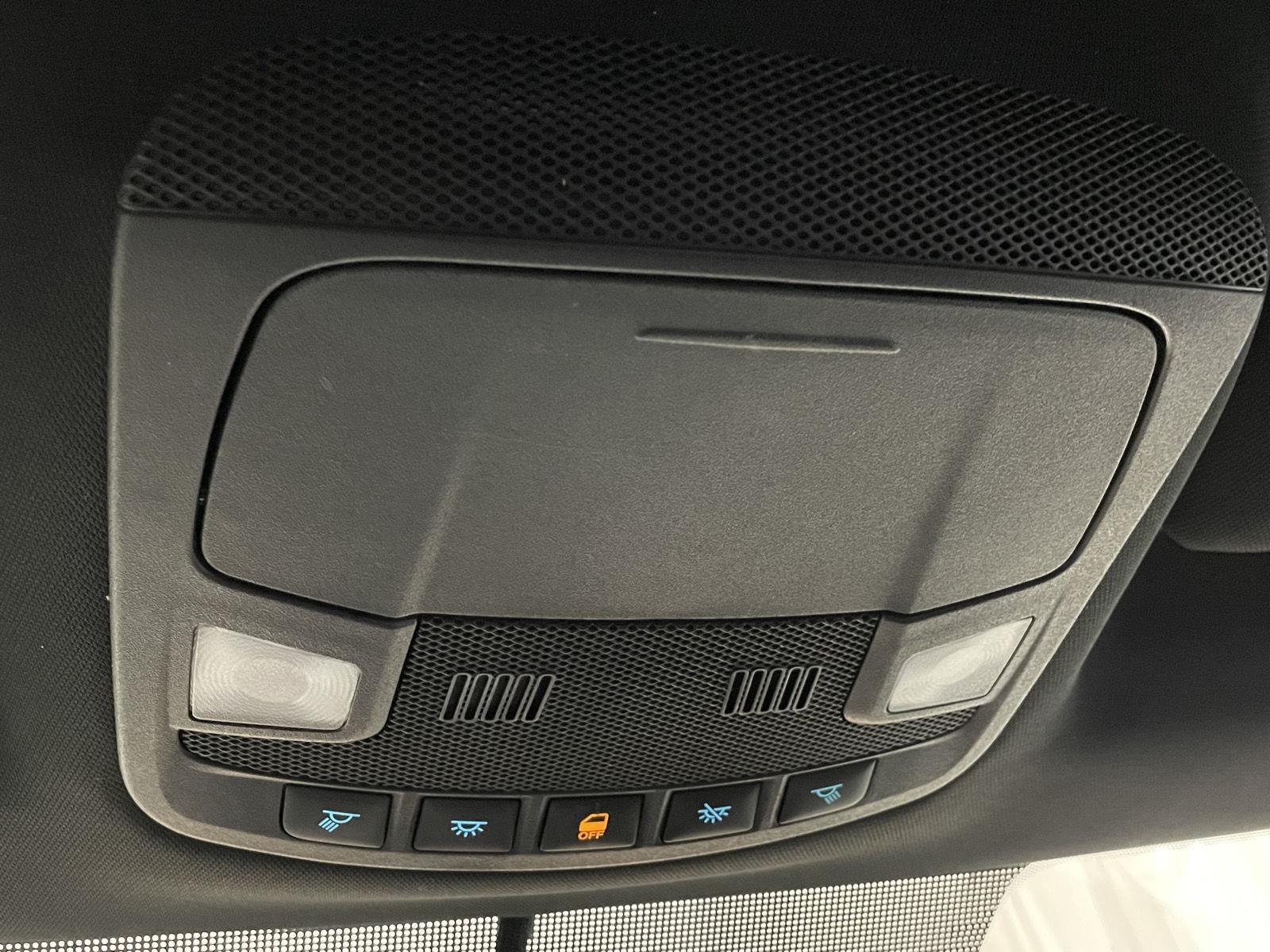 2016 Ford F-150 XLT photo 26