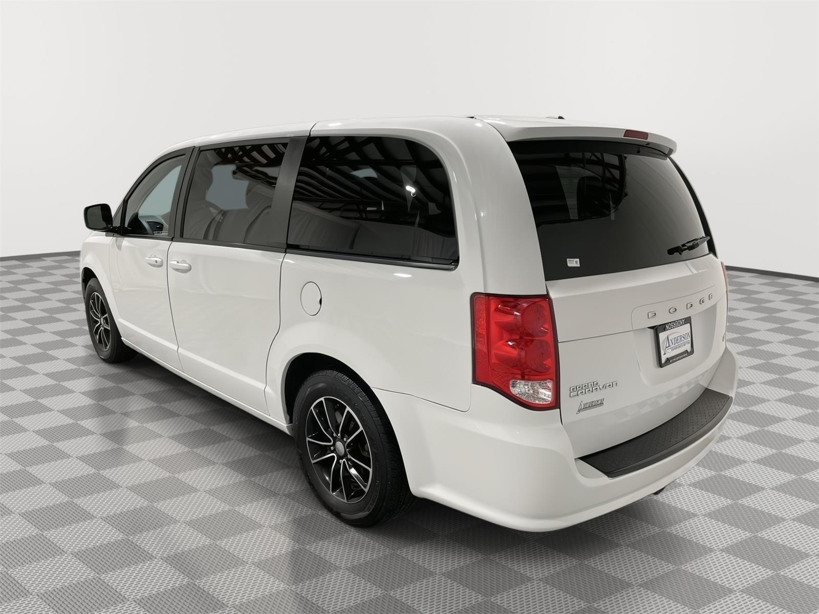 Pre-Owned 2018 Dodge Grand Caravan for sale in St. Joseph MO