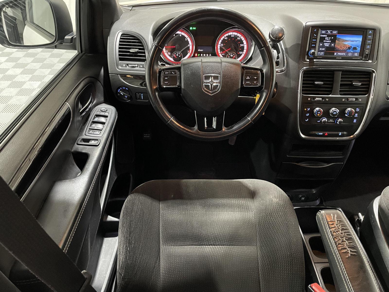 Pre-Owned 2018 Dodge Grand Caravan for sale in St. Joseph MO