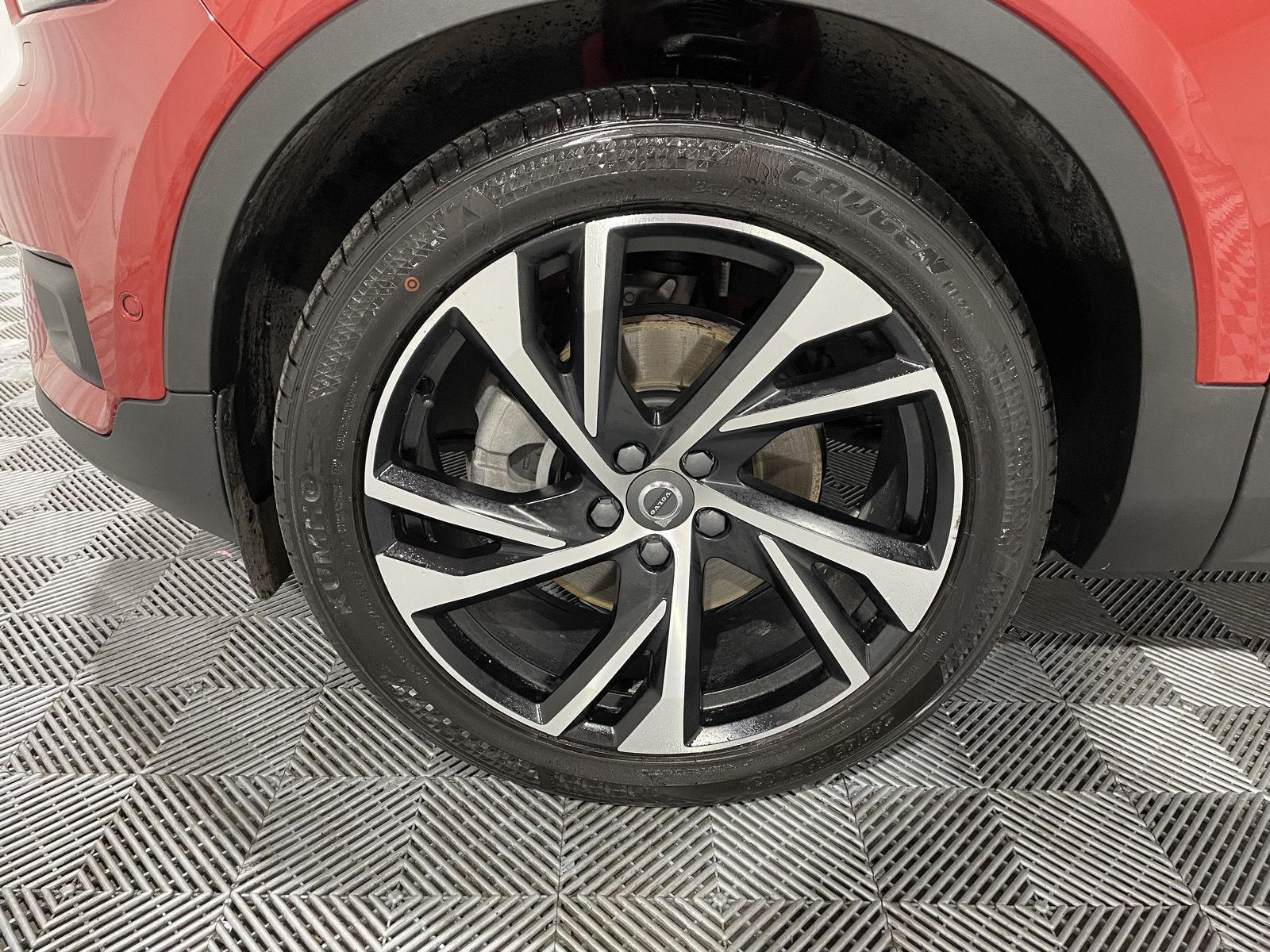 Pre-Owned 2021 Volvo XC40 for sale in St. Joseph MO