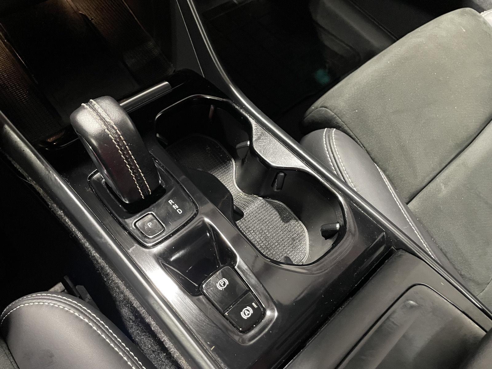 Pre-Owned 2021 Volvo XC40 for sale in St. Joseph MO