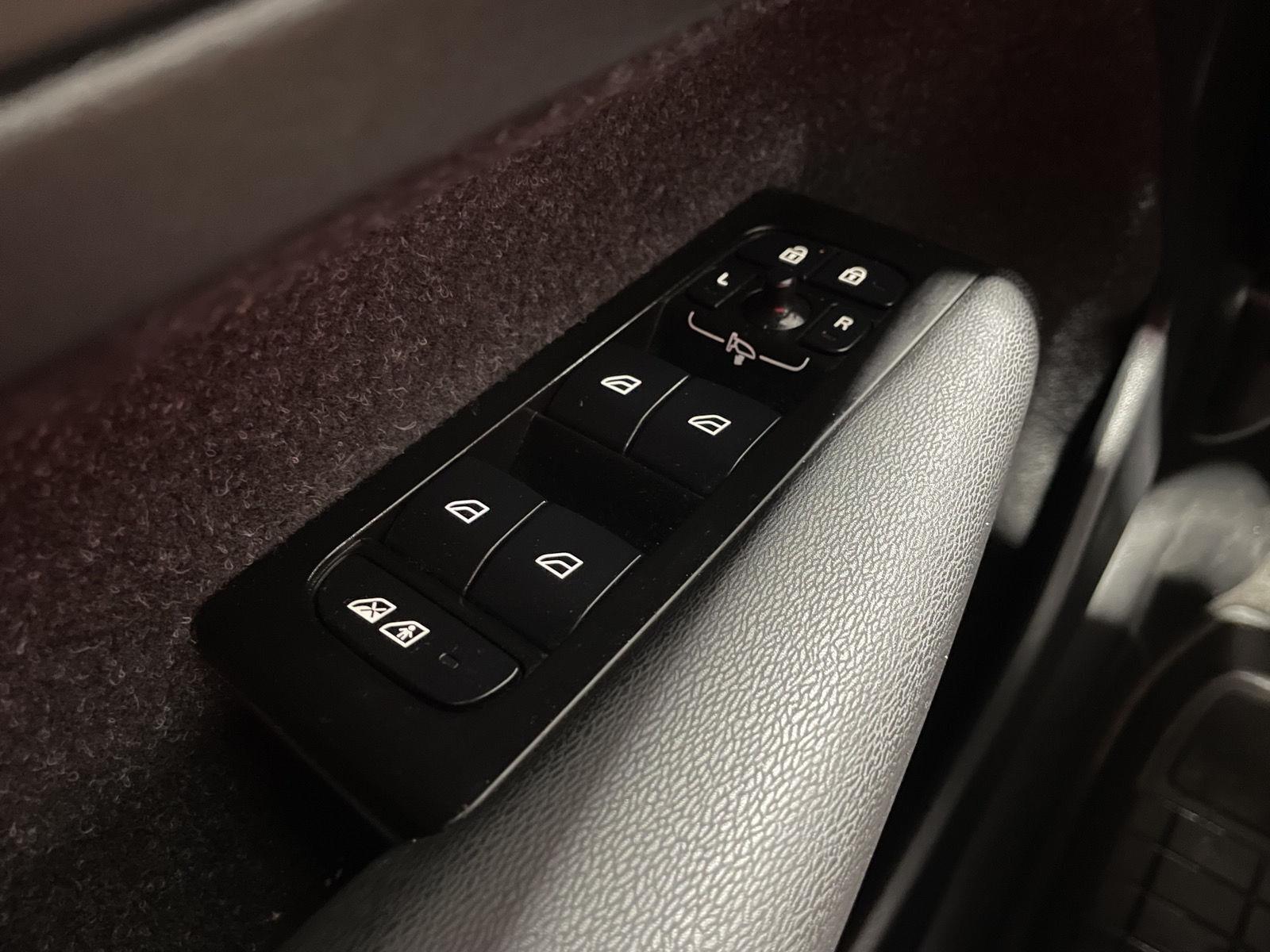 Pre-Owned 2021 Volvo XC40 for sale in St. Joseph MO