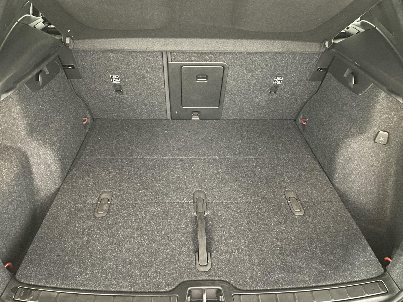 Pre-Owned 2021 Volvo XC40 for sale in St. Joseph MO