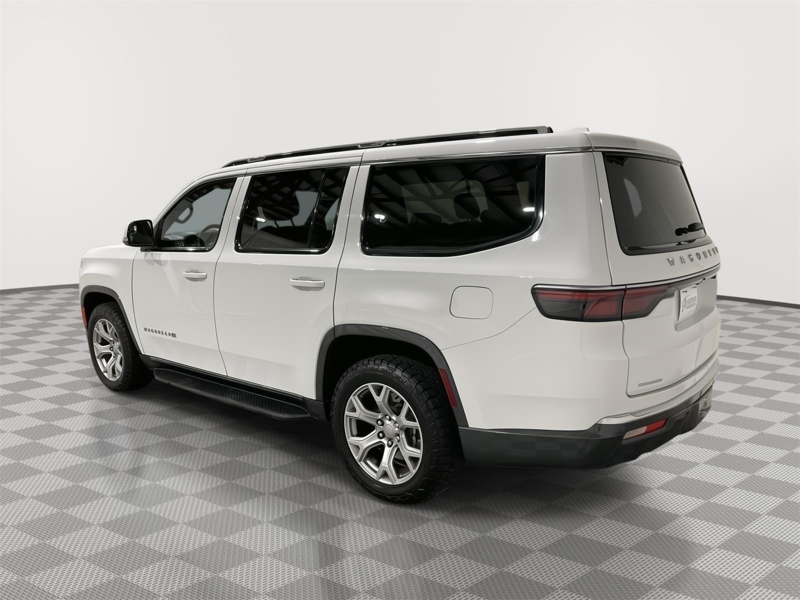 2022 Jeep Wagoneer Series I photo 2