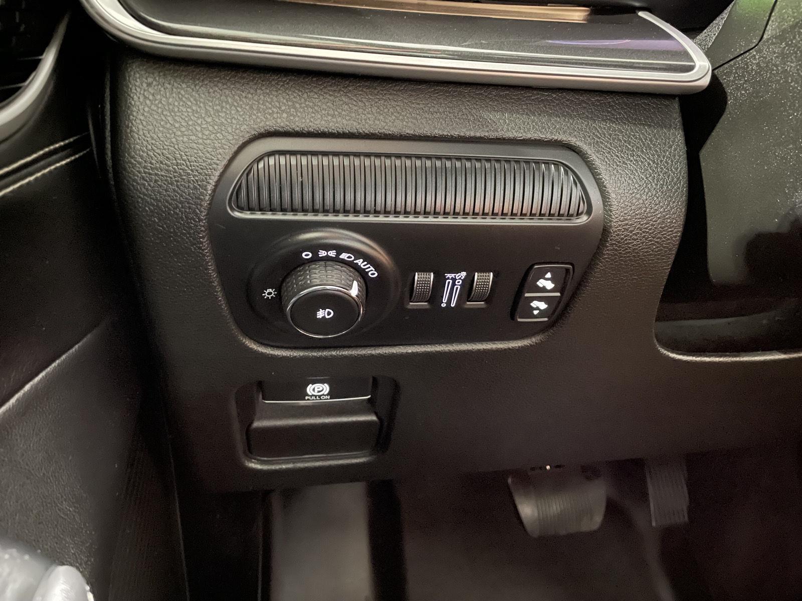 2022 Jeep Wagoneer Series I photo 9
