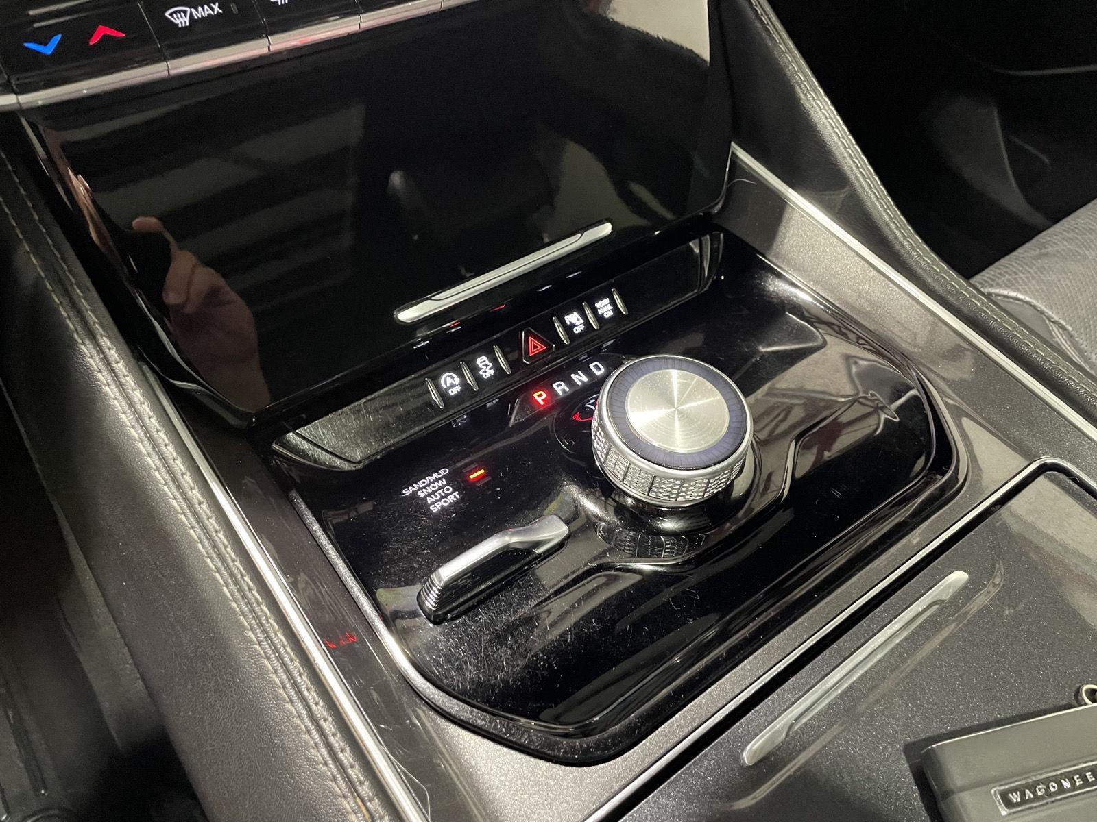 2022 Jeep Wagoneer Series I photo 18