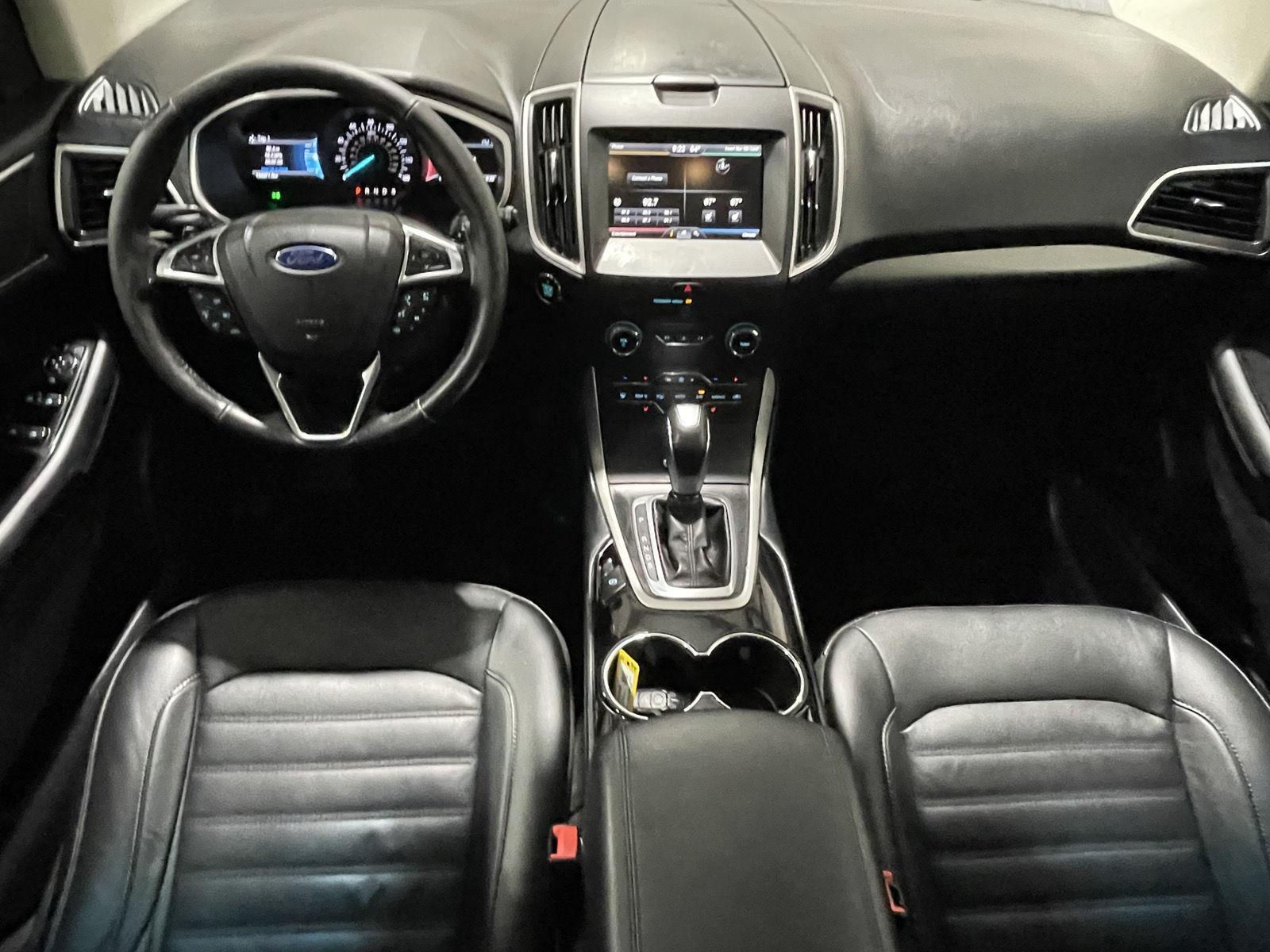 2015 Ford Edge SEL photo 11