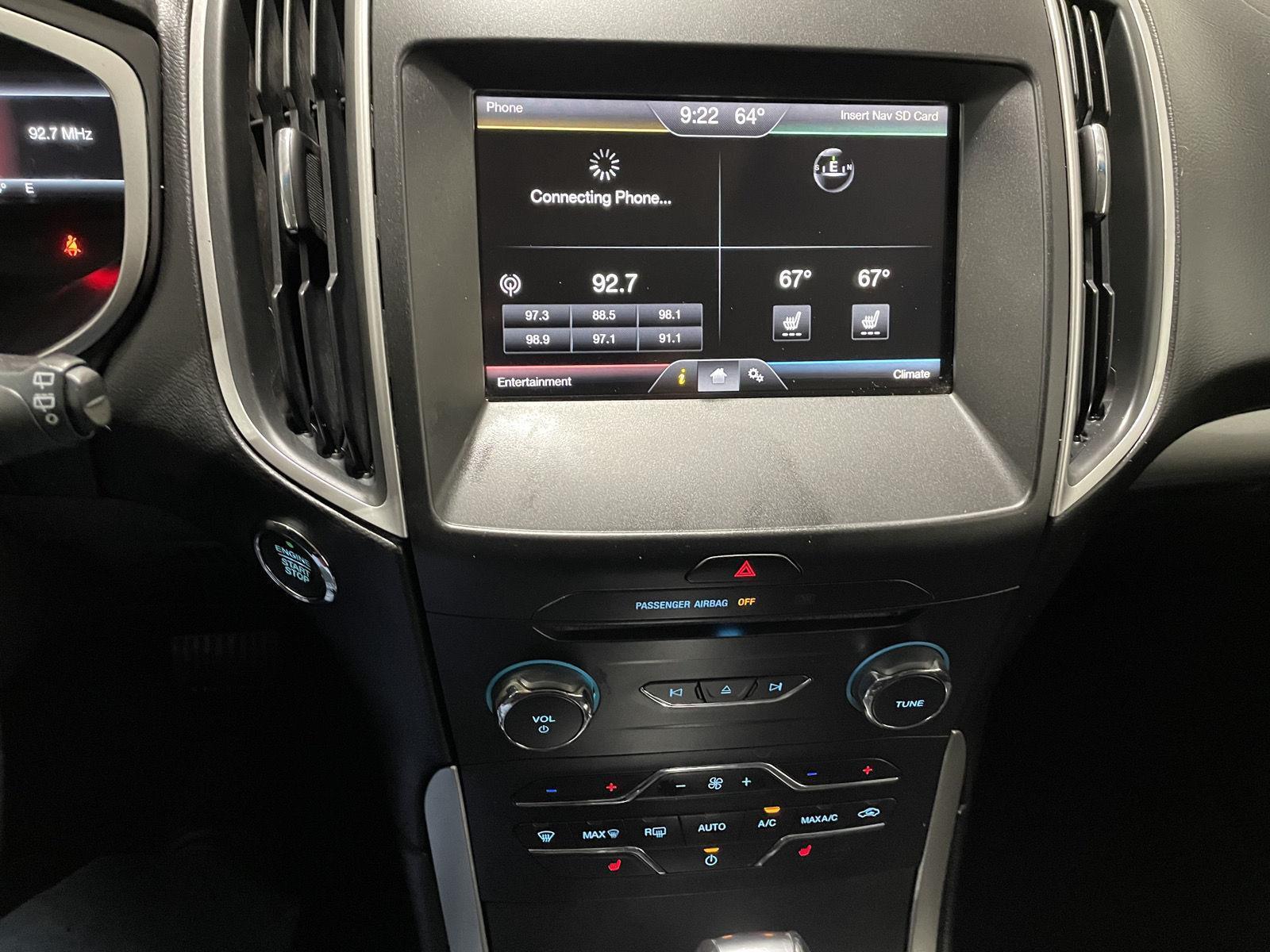 2015 Ford Edge SEL photo 22