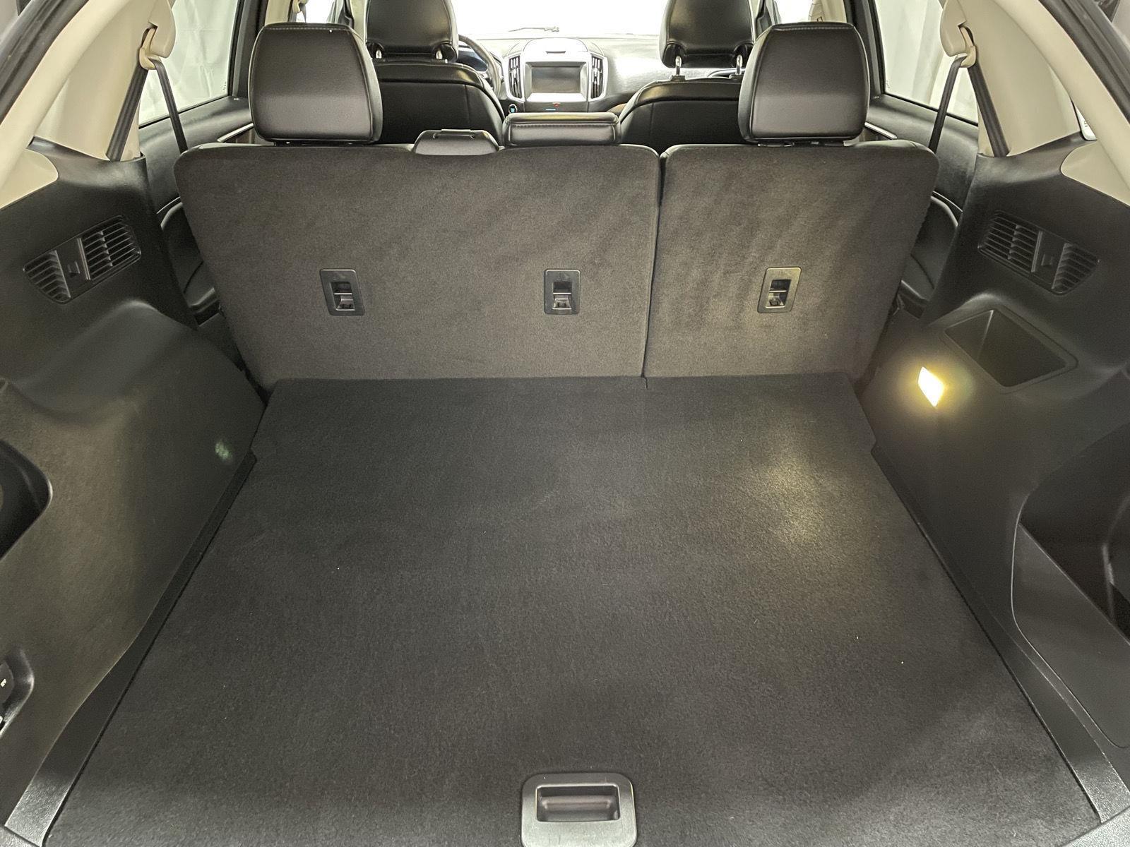 2015 Ford Edge SEL photo 29