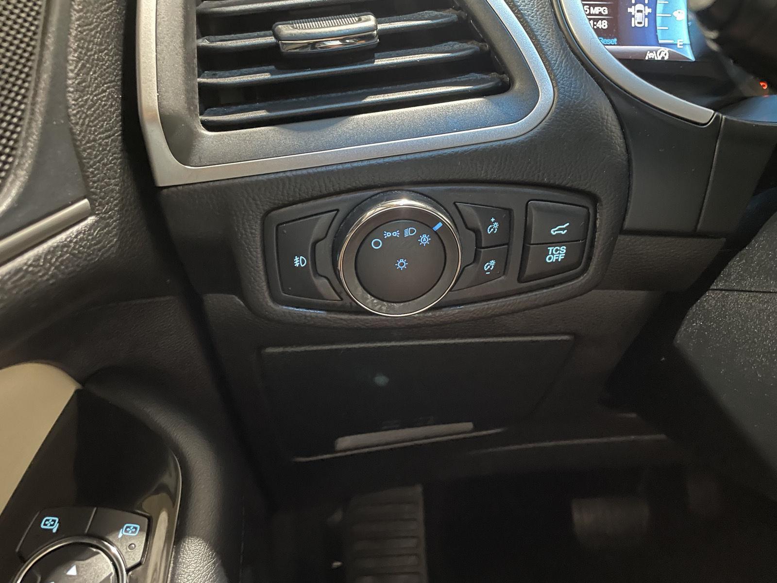 Pre-Owned 2019 Ford Edge for sale in St. Joseph MO