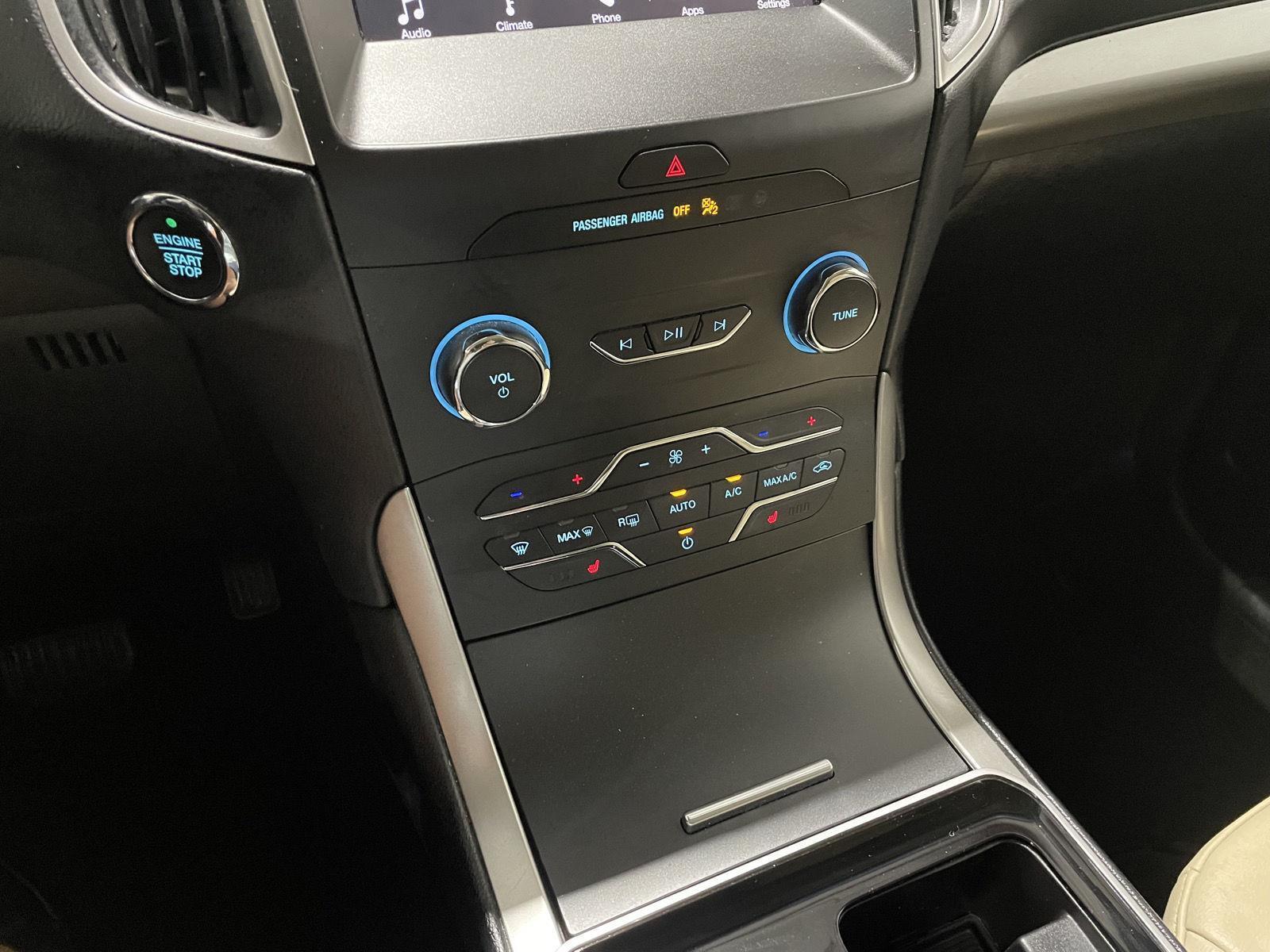 Pre-Owned 2019 Ford Edge for sale in St. Joseph MO