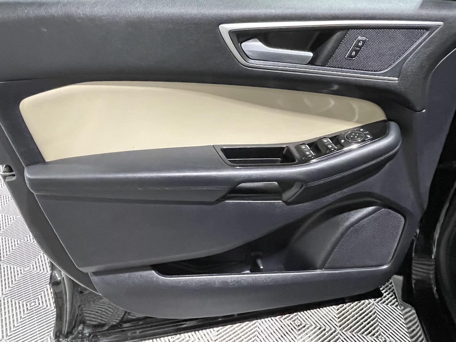 Pre-Owned 2019 Ford Edge for sale in St. Joseph MO