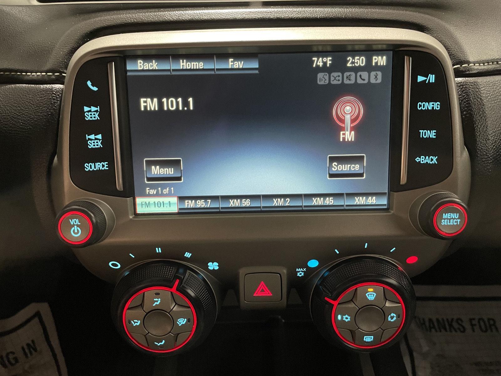 2015 Chevrolet Camaro SS photo 17