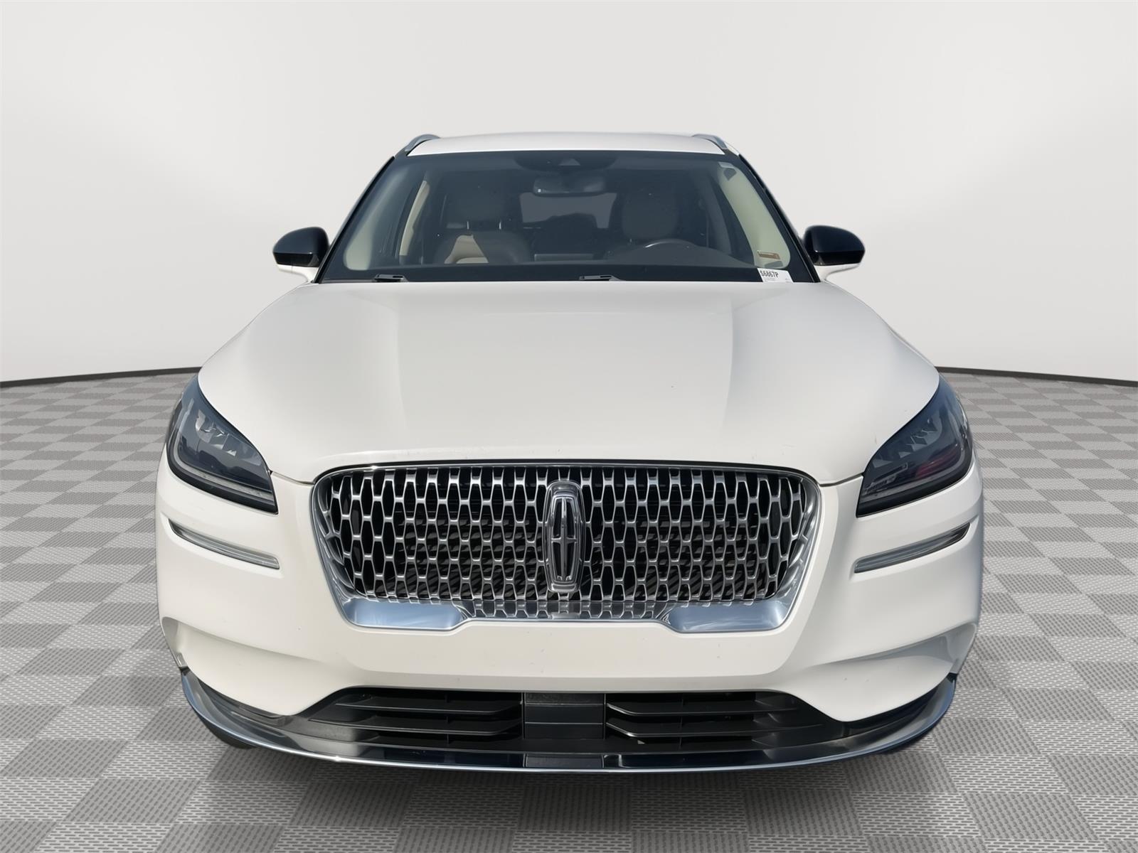 2020 Lincoln Corsair Standard photo 4