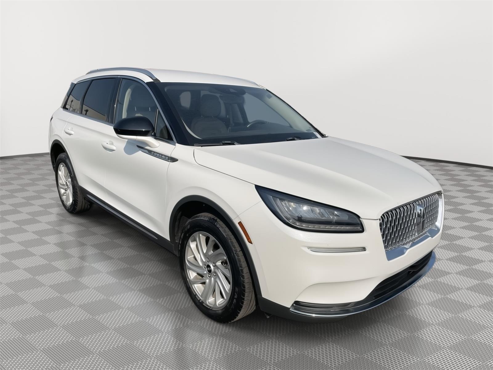 2020 Lincoln Corsair Standard photo 5