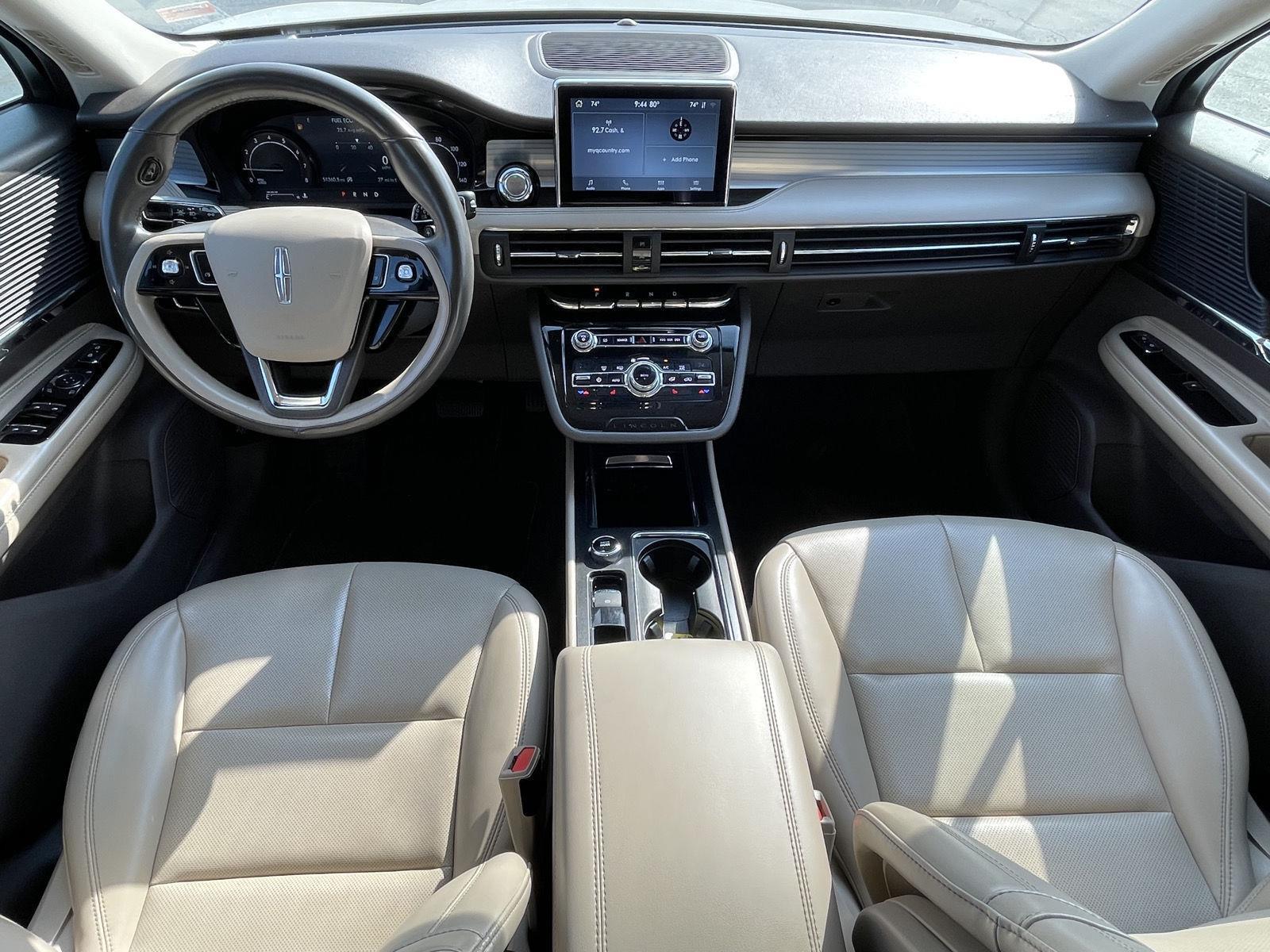 2020 Lincoln Corsair Standard photo 11