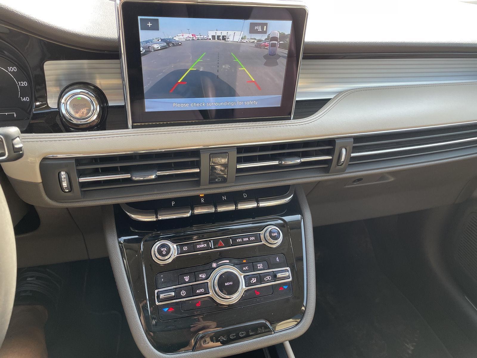 2020 Lincoln Corsair Standard photo 24