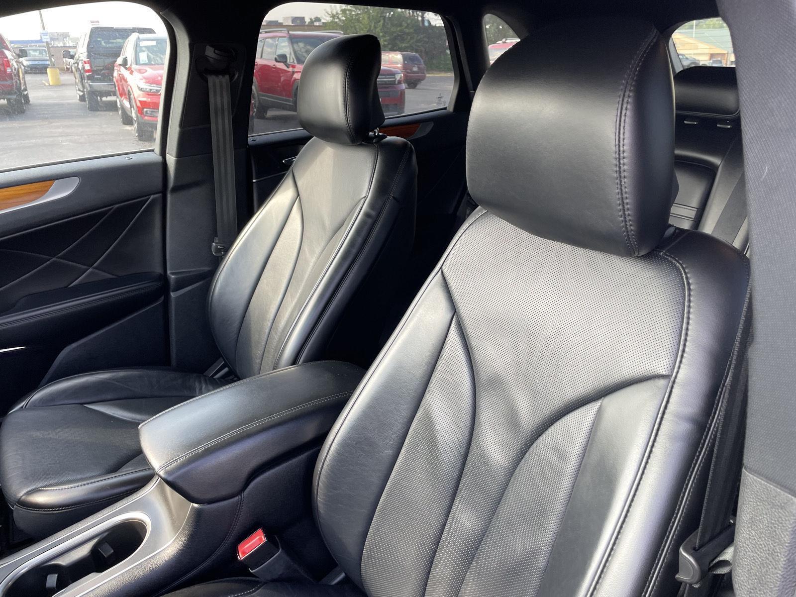 2019 Lincoln MKC Reserve photo 17