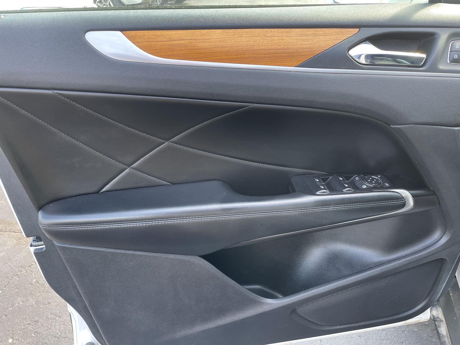 2019 Lincoln MKC Reserve photo 26